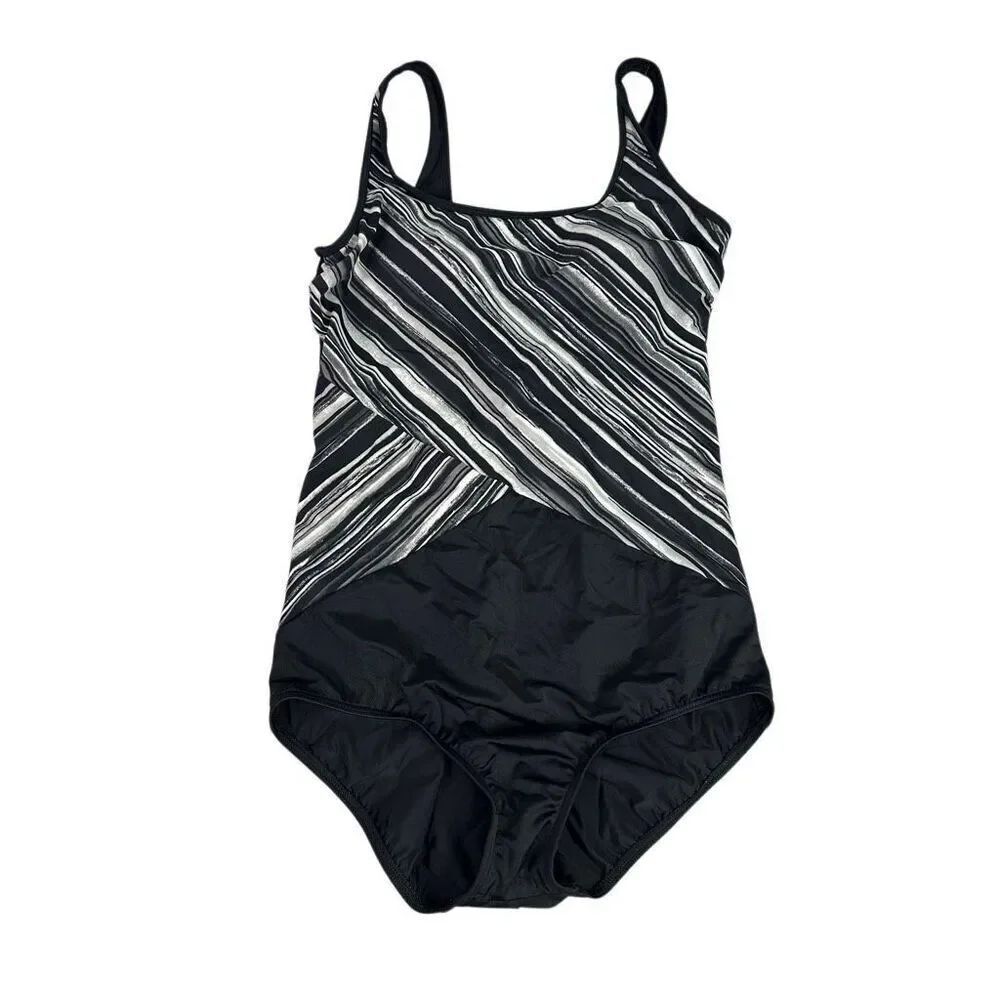 Lands End Women's 12L Soft Cup Tugless Sporty One Piece Swimsuit